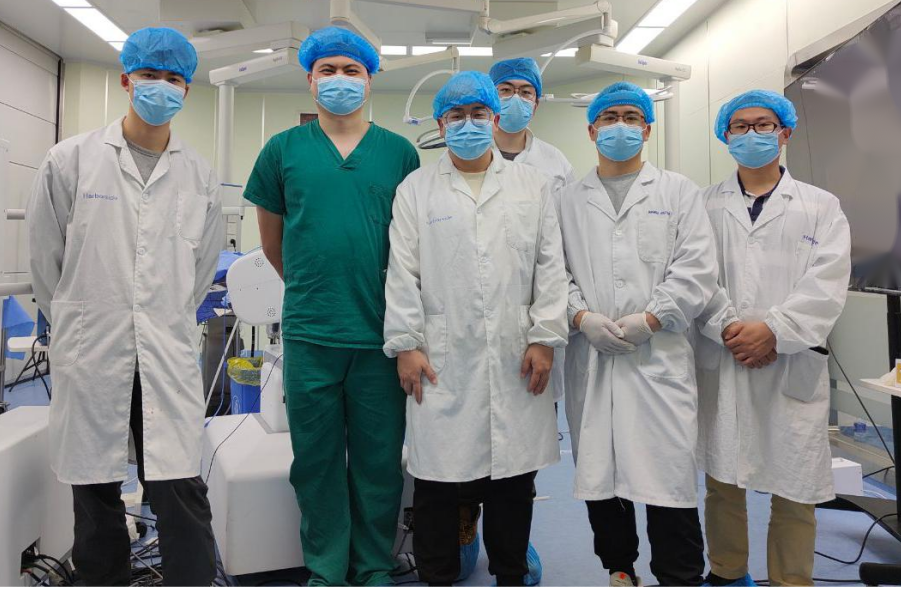 自然腔道手术机器人赛道再迎突破！视通医疗柔性双臂消化手术机器人圆满完成首例活体动物实验