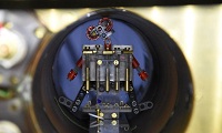 飞利浦研发出“蜂群”磁性机器人，可携带药物进入人体精准治疗