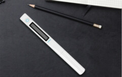 在家进行尿检的智能尿检仪，HiPee帮助肾病患者做个性化健康管理